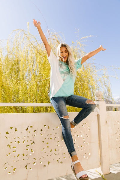 Cool Slice Of Tie Dye Top In Teal