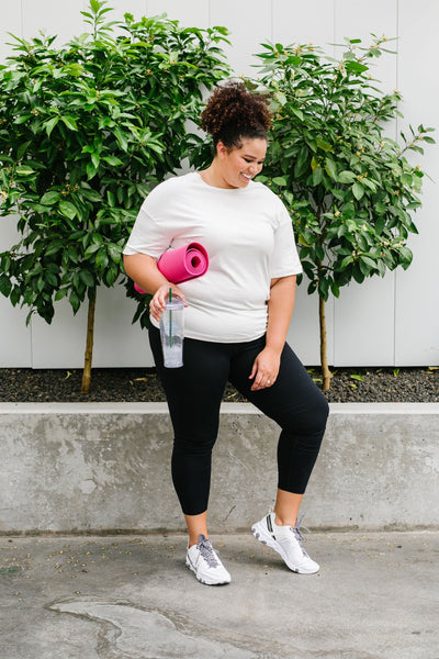 In The Side Pocket Athletic Leggings In Black