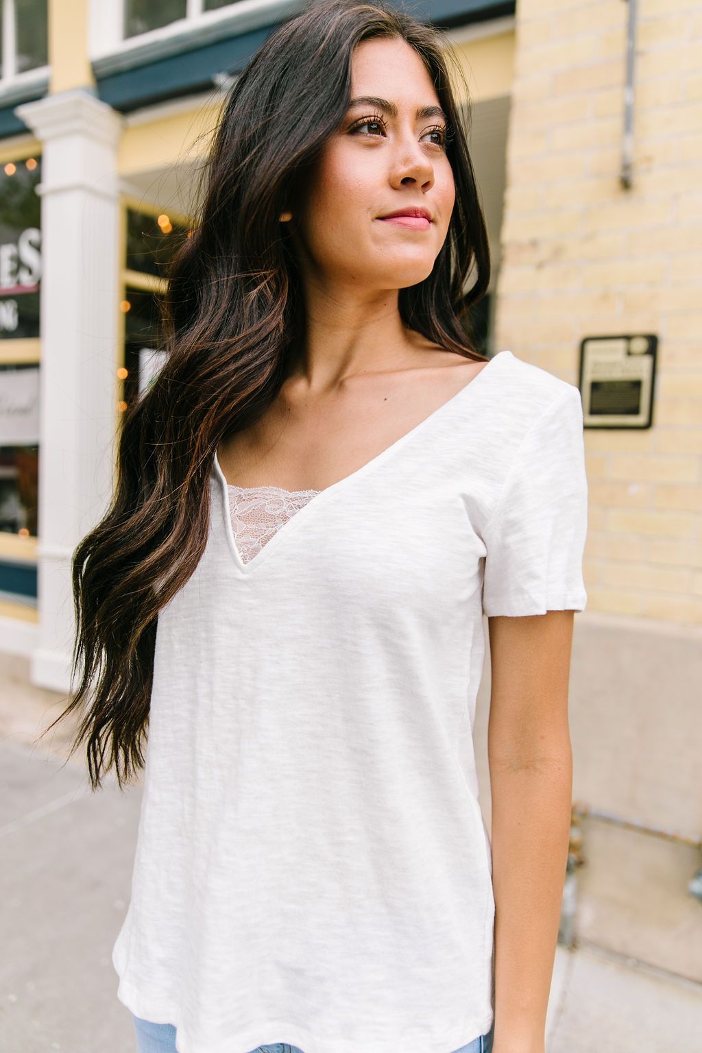 Peekaboo Lace Tee In White