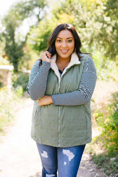 Reversible Shearling Puffer Vest In Army Green