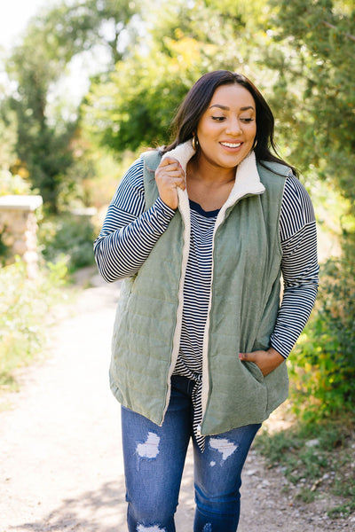 Reversible Shearling Puffer Vest In Army Green