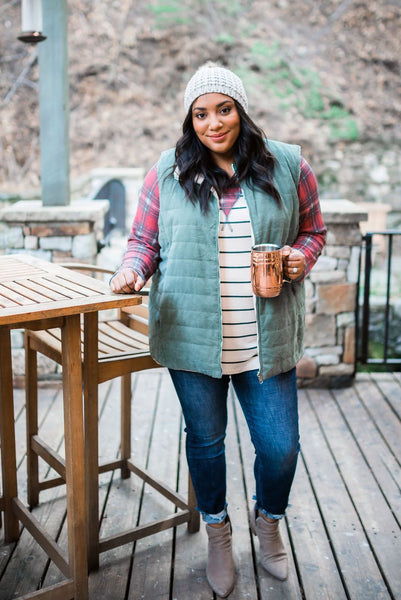 Reversible Shearling Puffer Vest In Army Green