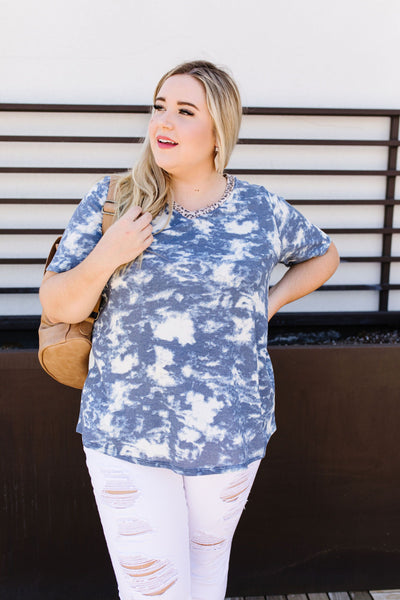 Tessa Tie Dye Top In Navy