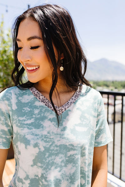 Tessa Tie Dye Top In Sage