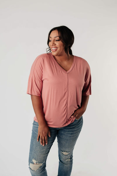 Top Stitch V-Neck In Dusty Rose