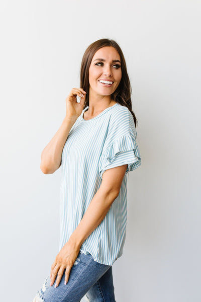 Vertical Horizon Striped Top In Blue