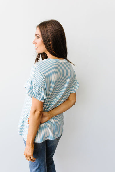 Vertical Horizon Striped Top In Blue